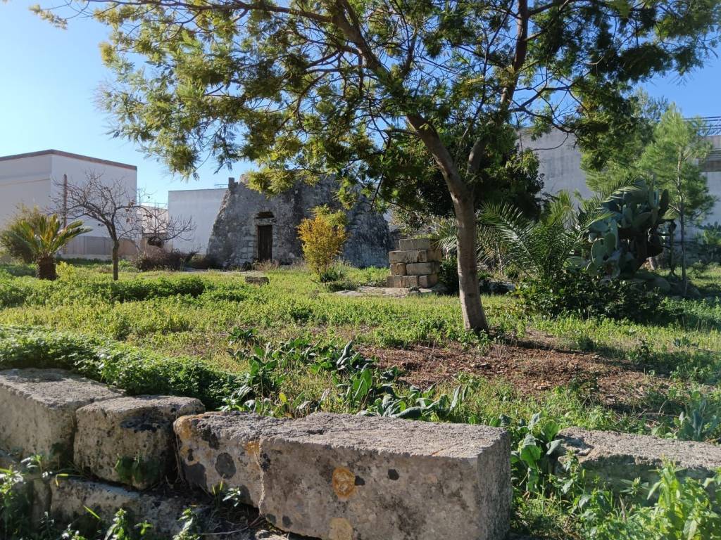 Terreno edificabile via della croce, centro, nardò