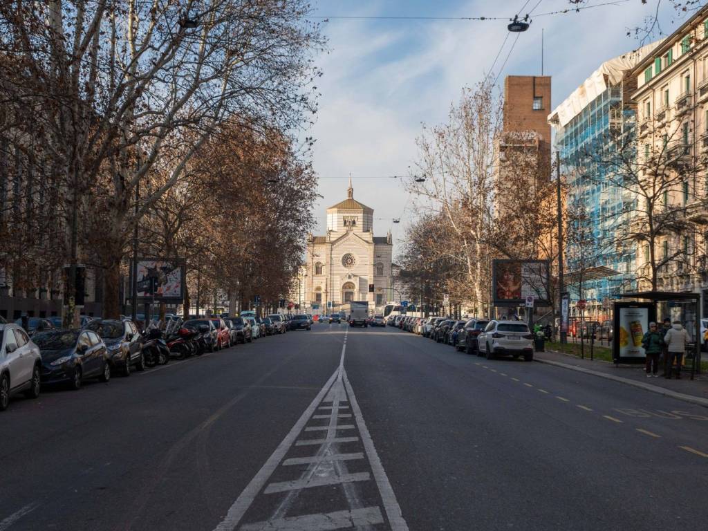 Locale commerciale, garibaldi - corso como, milano