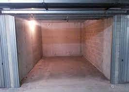 Garage - box via eugenio montale, roncello