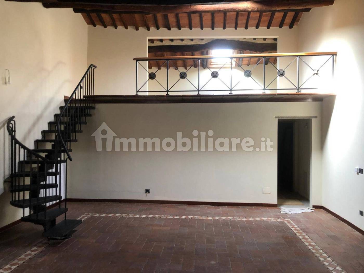 Appartamento in vendita a Cascina