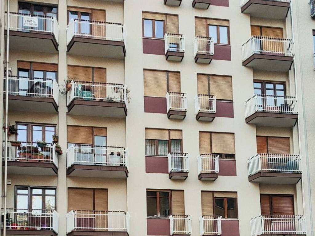 Quadrilocale via rodolfo renier 3, san paolo, torino