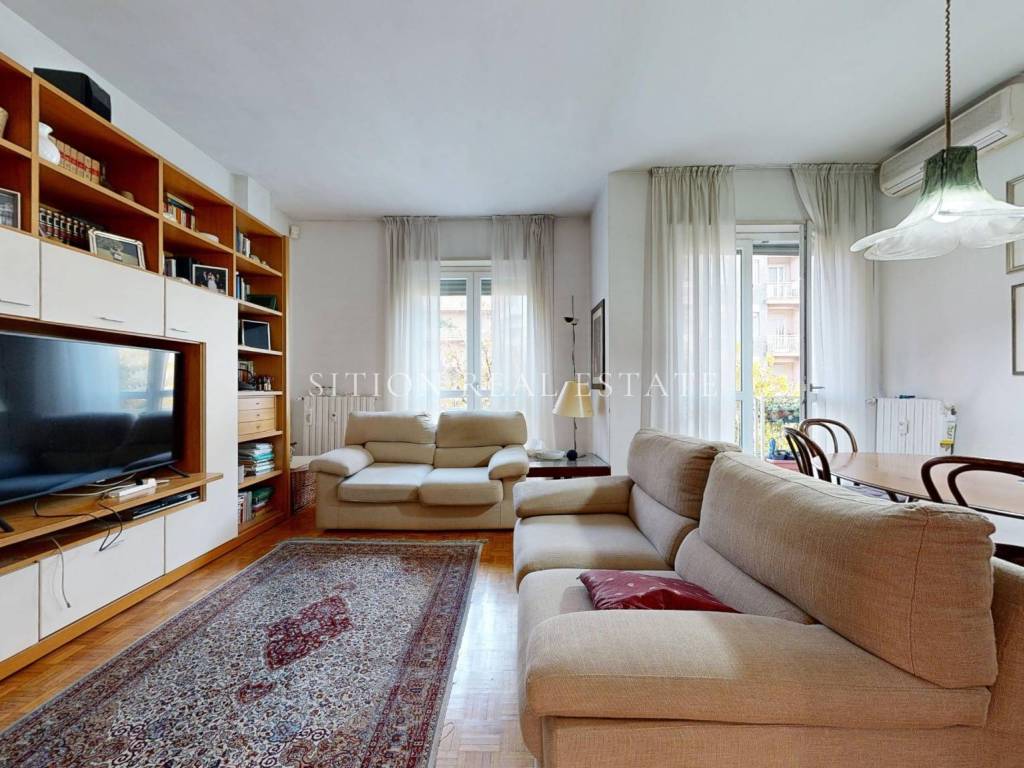 Vendita Appartamento Milano. Quadrilocale in via Rho 8. Ottimo stato ...