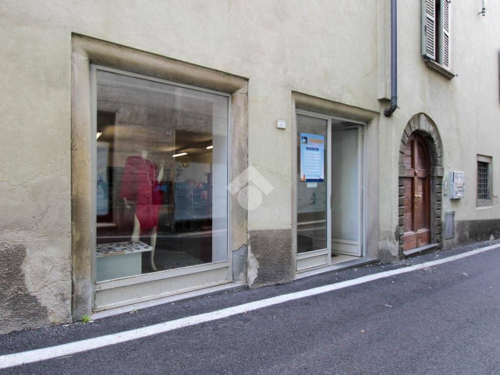 Altro