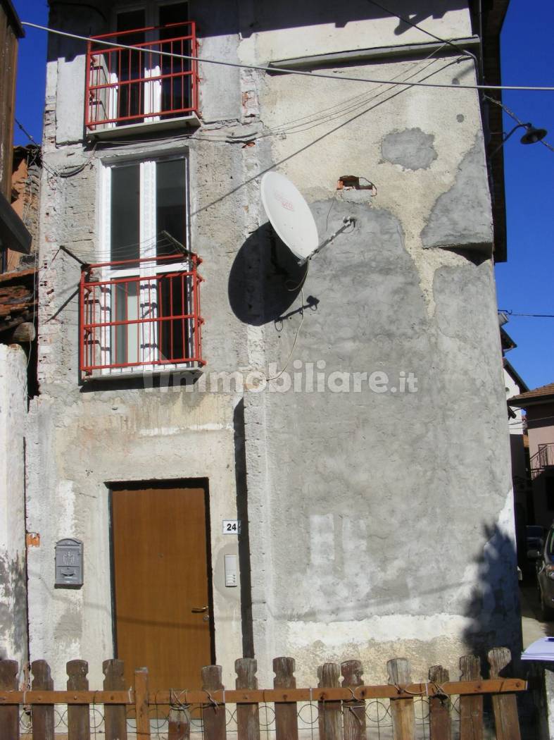 Casa indipendente in vendita a Gattico-Veruno