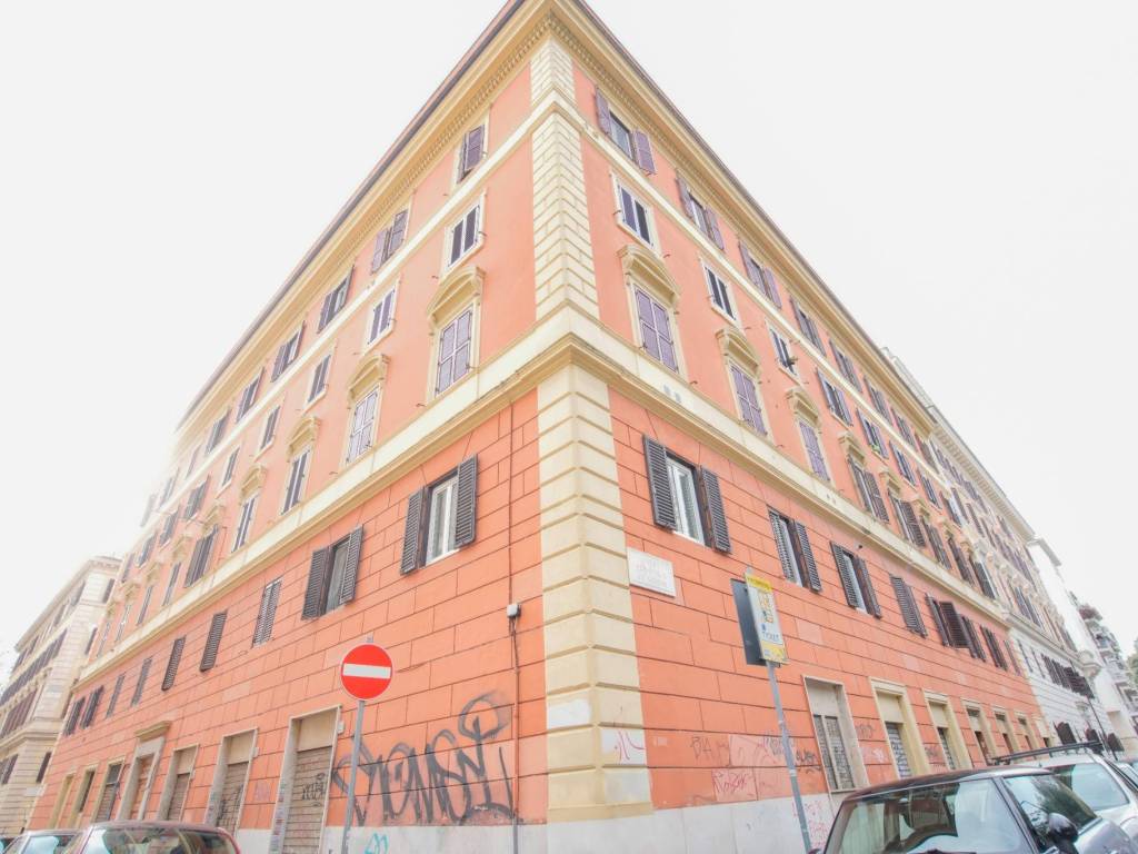 Quadrilocale via andrea provana 16, san giovanni, roma