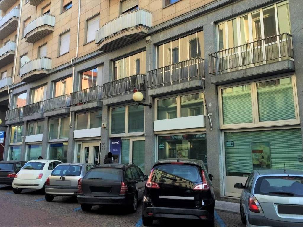 Negozio - locale commerciale via pietro losana,   22, centro storico, biella