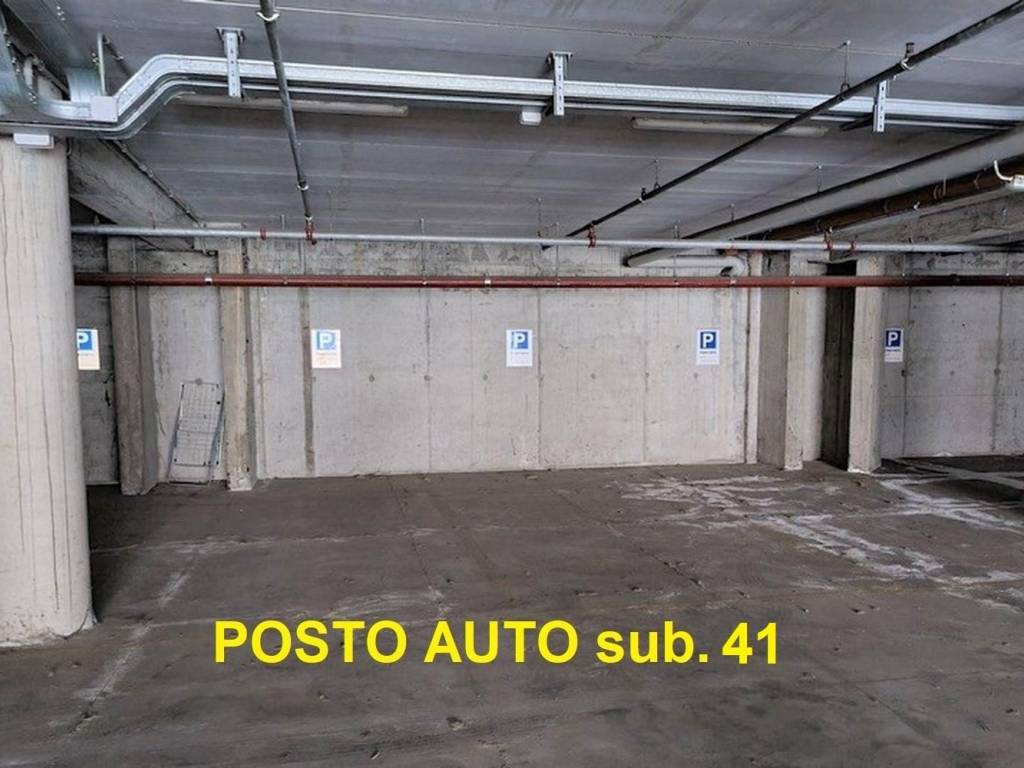 Garage - box all'asta via alberto dominutti,   6, verona