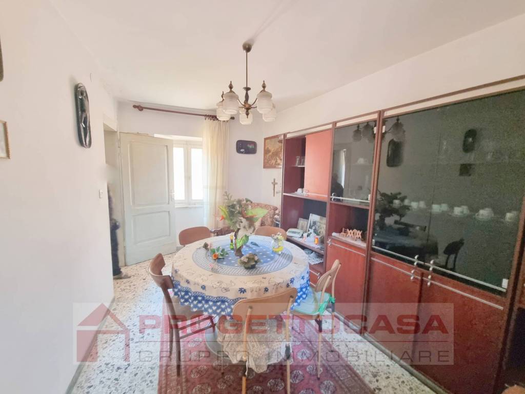 Salone