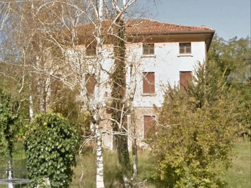 Villa unifamiliare viale trento, centro, sacile