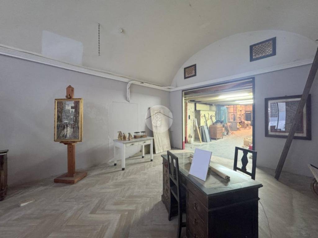Laboratorio via della pace, loggia - garibaldi, brescia