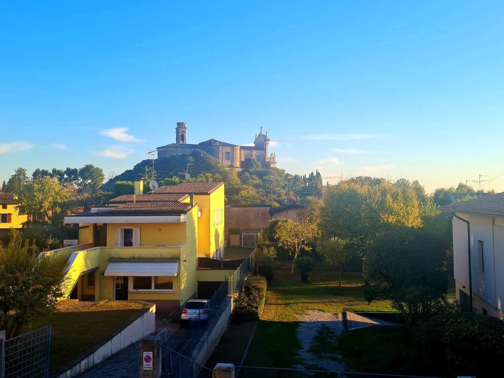 Quadrilocale via san pietro, centro, castiglione delle stiviere