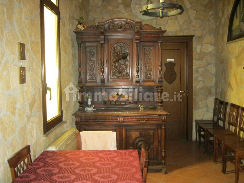 Salone