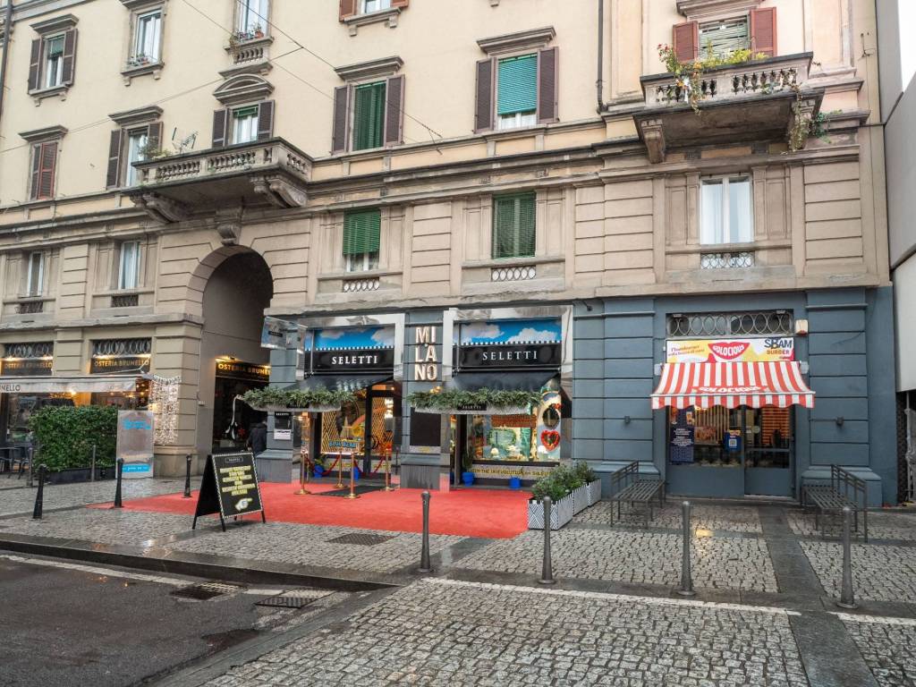 Locale commerciale corso giuseppe garibaldi 117, moscova, milano