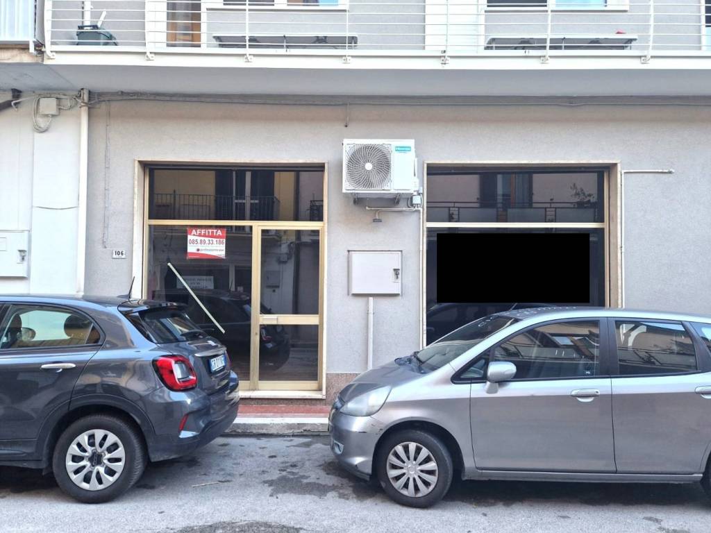 Locale commerciale via manzoni, centro, roseto degli abruzzi