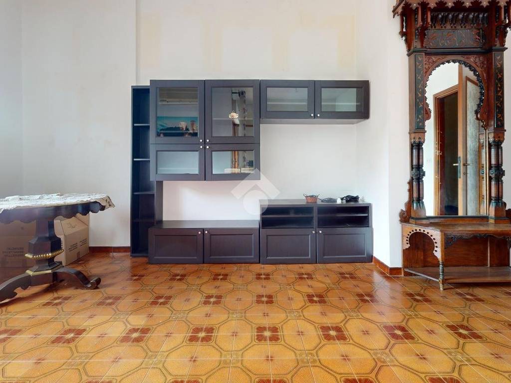 Salone