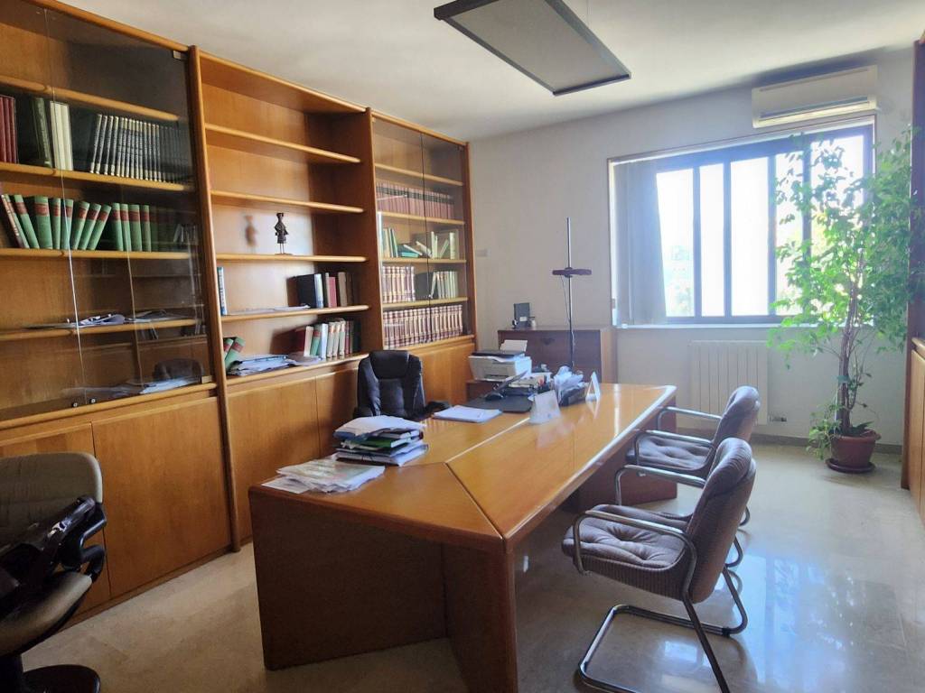 Ufficio - studio via dalmazia 37, commenda, brindisi