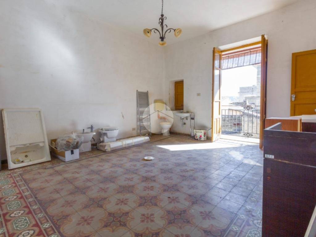 Salone