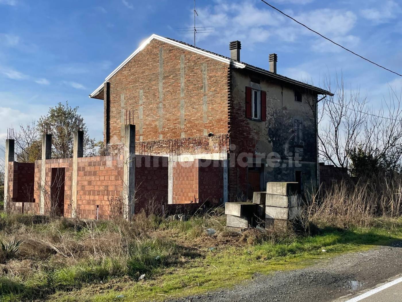 Rustico - Casale in vendita a Sissa Trecasali