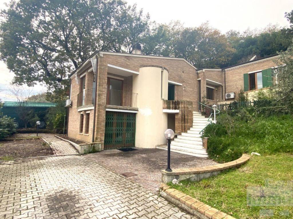 Villa unifamiliare strada panoramica ardizio, colle ardizio, pesaro
