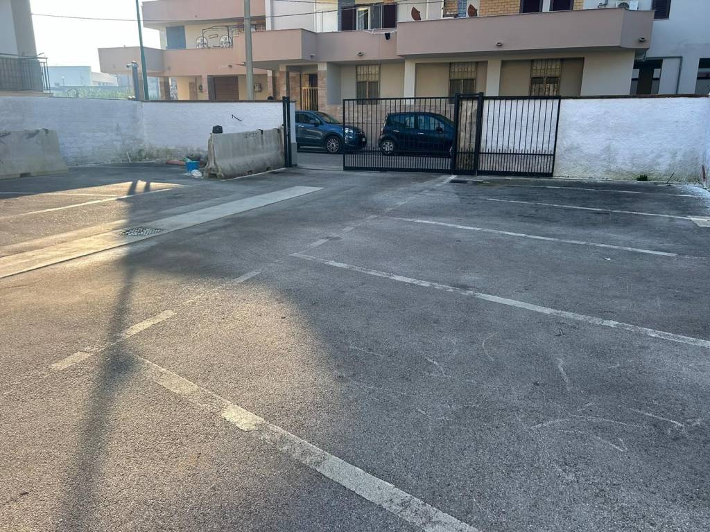 Posto auto - moto via san francesco 79, centro, marigliano