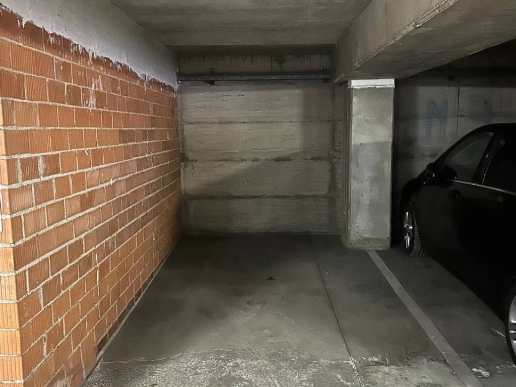 Garage - box via stoccolma 10, centro, sassuolo