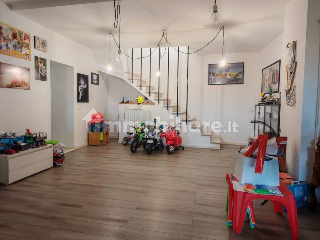 Salone