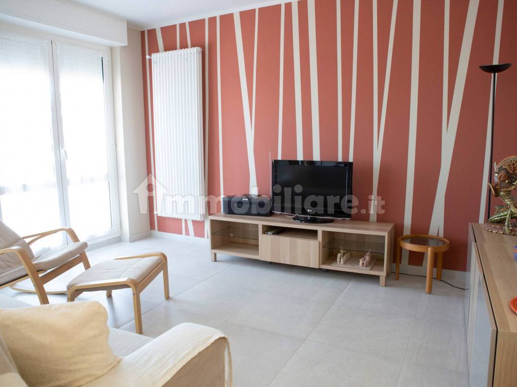 Salone