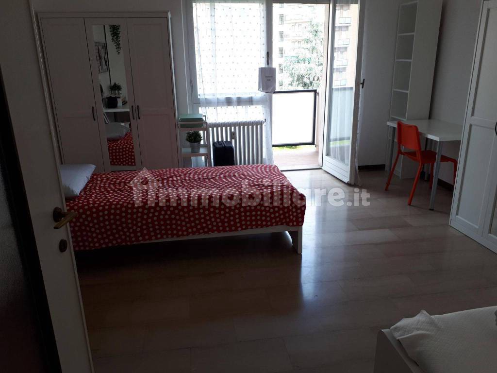 Posto letto camera doppia, condivisione stanza doppia Inganni Milano