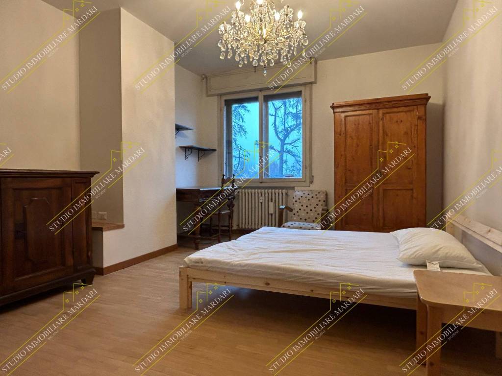 Stanza doppia via marzabotto, modena