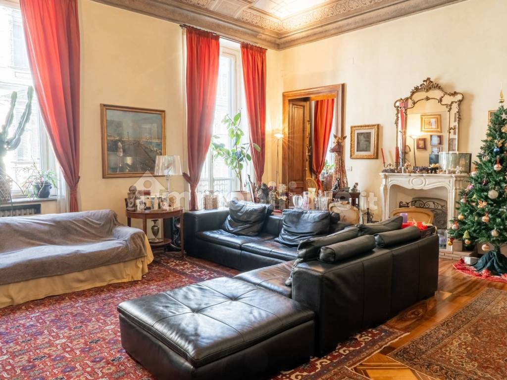 Salone