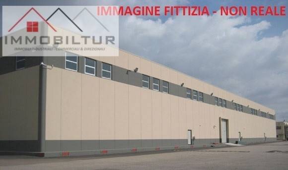 Capannone, centro, montale