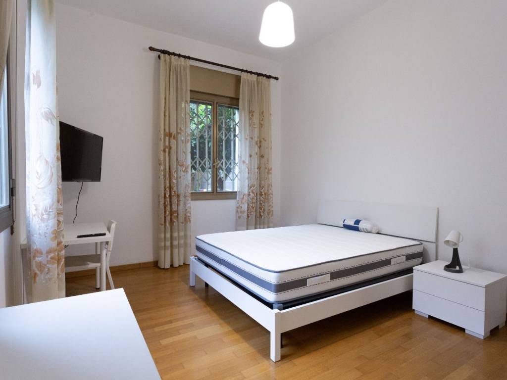 Stanza singola via lelio dalla volpe, bologna