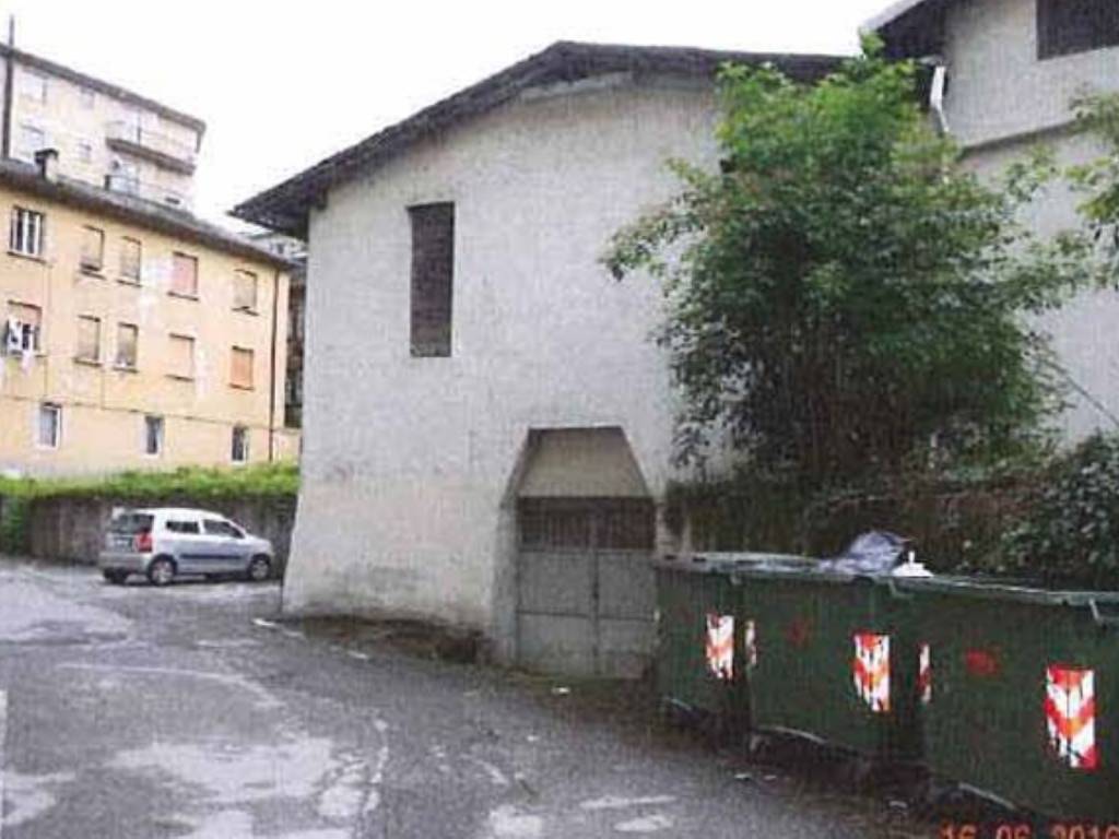 Negozio all'asta via giuseppe mazzini 23, sondrio