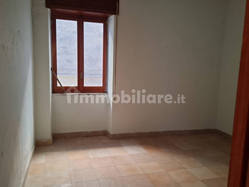 Stanza non arredata