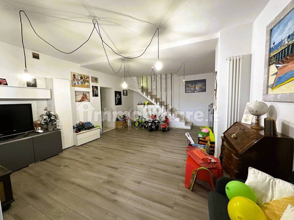 Salone