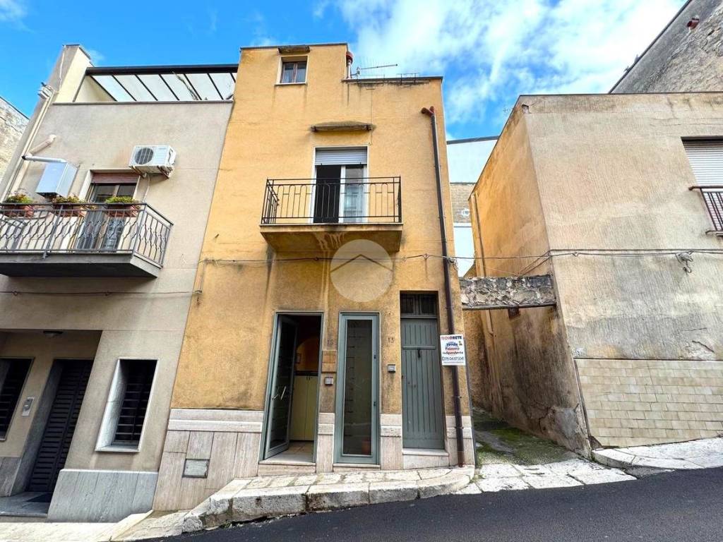 Terratetto unifamiliare via veronica lazio 15, centro, alcamo