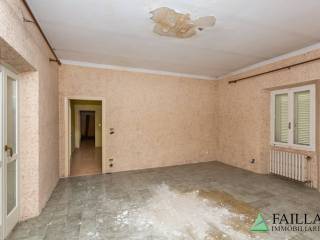 Stanza non arredata