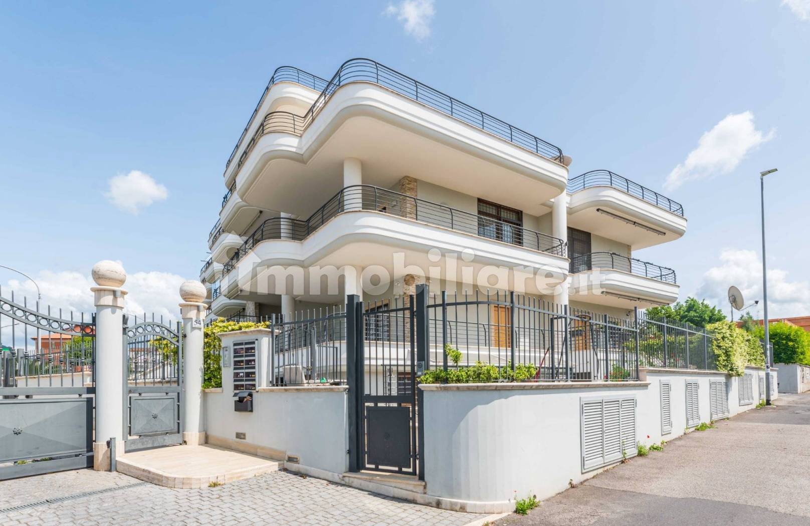 Appartamento in vendita a Roma