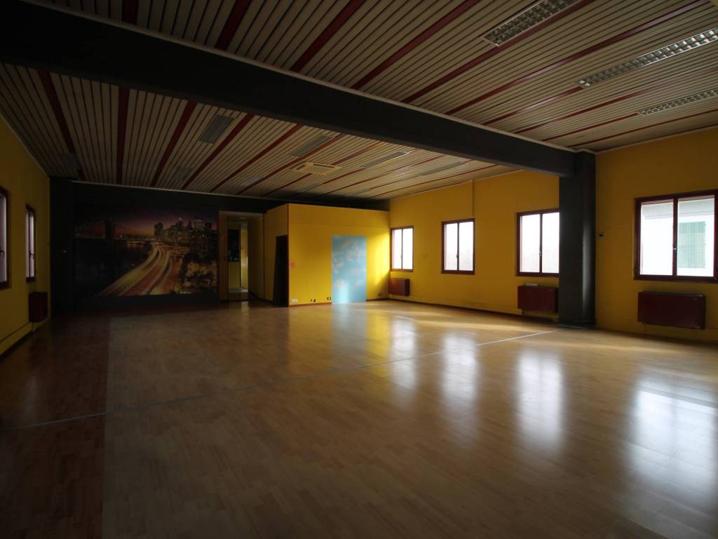 Interno non residenziale