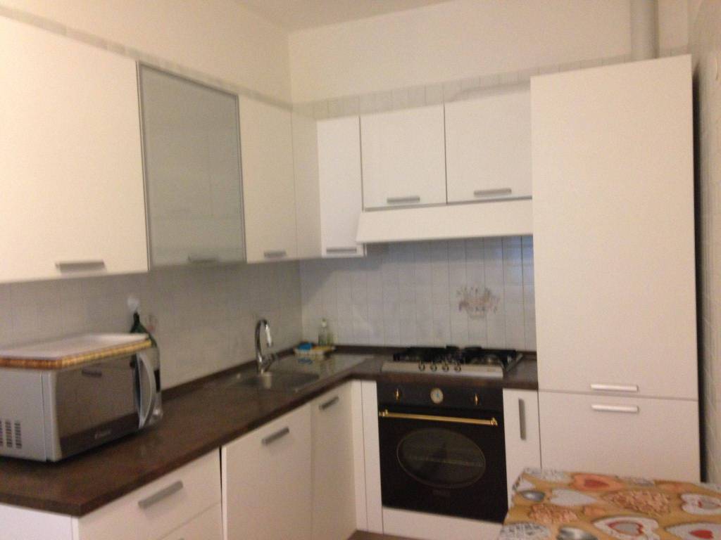 Trilocale viale fratelli bandiera, abissinia, riccione