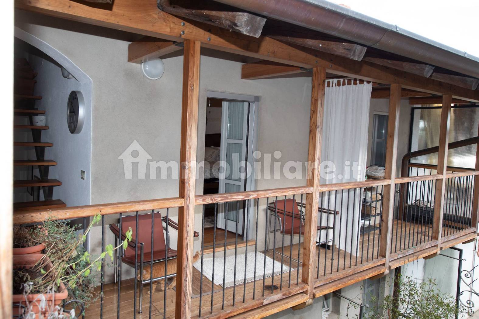 Appartamento in vendita a Lozzolo