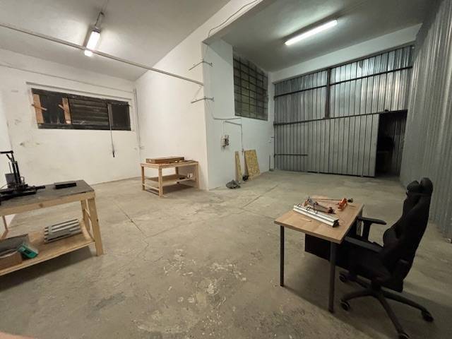 Magazzino - deposito via carraia 8, centro, vicopisano