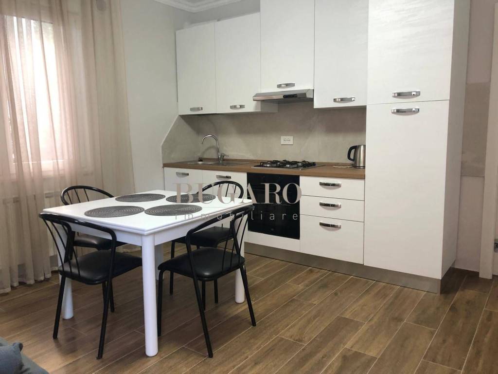 Stanza singola borgo rodi, ancona