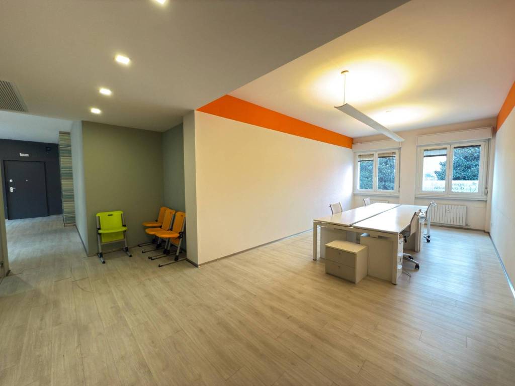 Ufficio - studio via giuseppe garibaldi, sarnico
