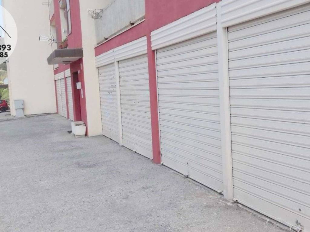 Magazzino - deposito via ettore moschino 9, torretta - torrione, l'aquila