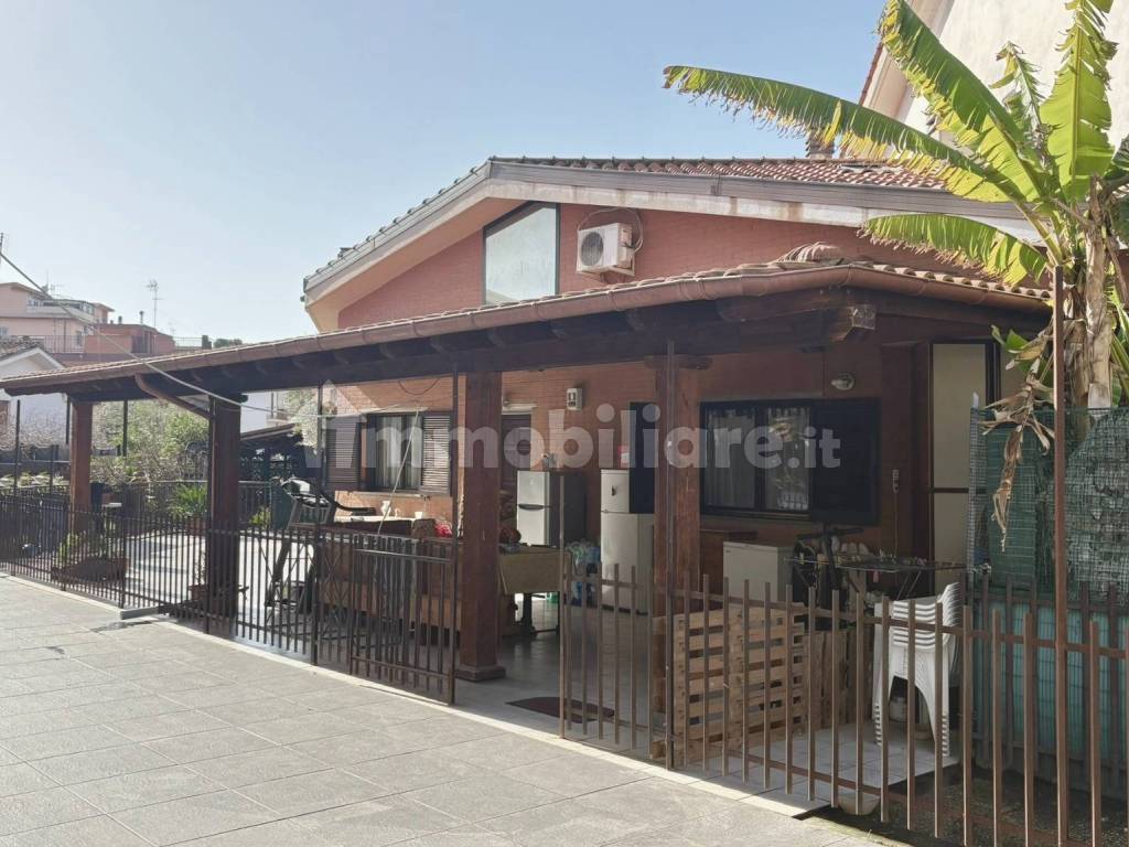 Villa a schiera via Francesco Vitalini, Tor Sapienza - La Rustica, Roma