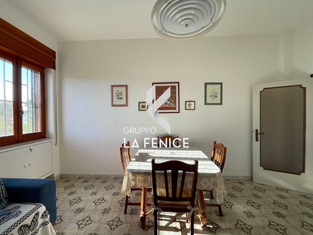 Salone