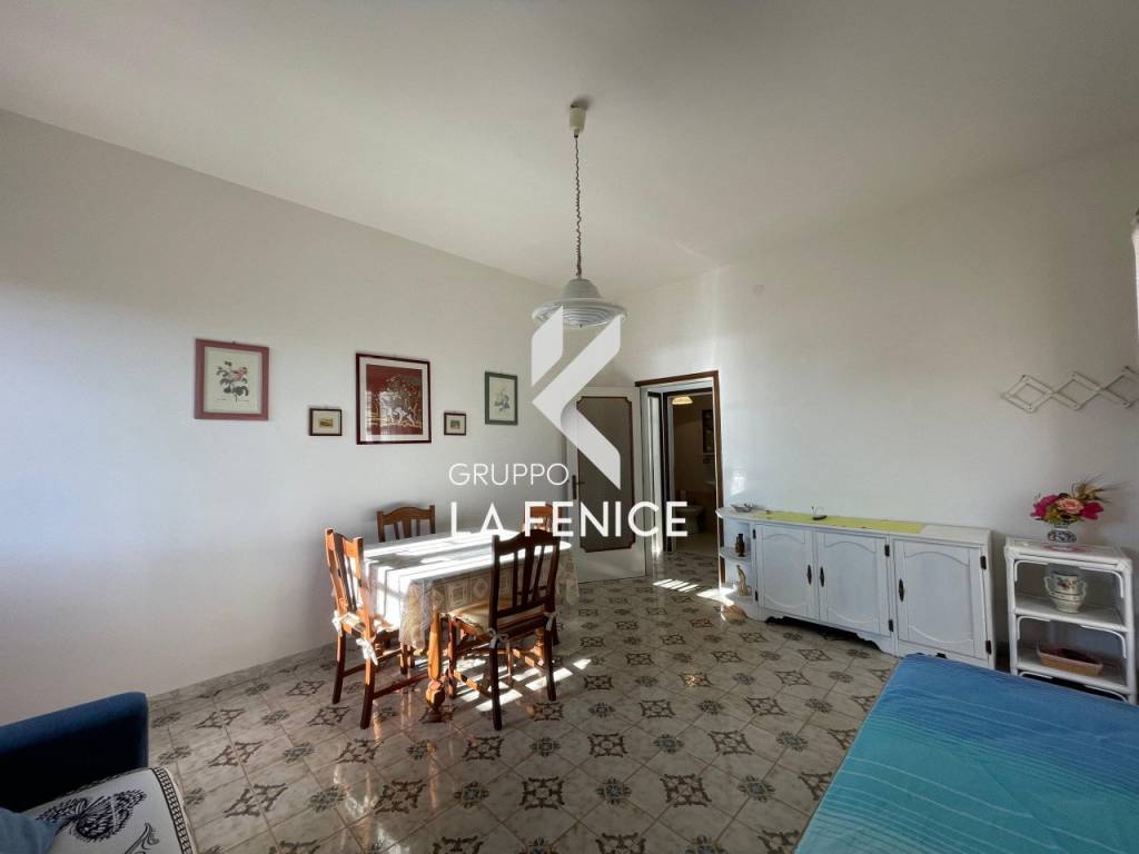 Salone