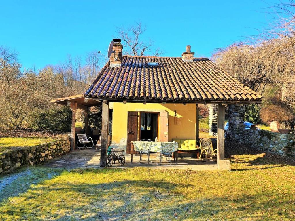 Villa unifamiliare via molino vaglio, centro, comignago