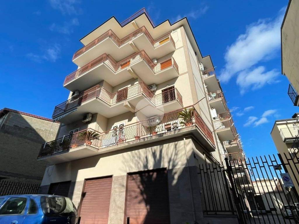 Trilocale corso giuseppe garibaldi 30, frattamaggiore